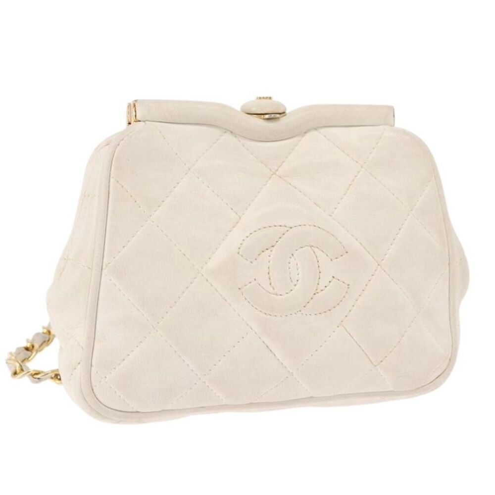 Chanel Vintage Diamond Cc Tassel Quilted Lambskin White Leather Shoulder Bag Bag